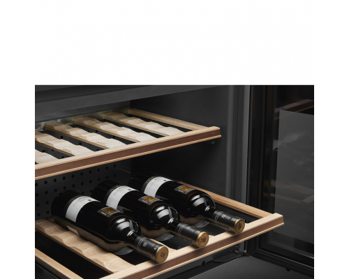Холодильна шафа для вина Smeg CVI621RWNR3