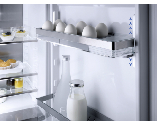 Холодильник вбудований  Miele KFN 7795 D